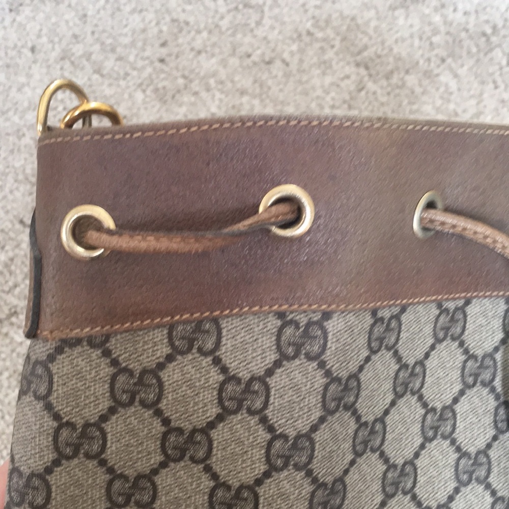 Gucci Vintage Bucket Bag - Picture 13 of 17